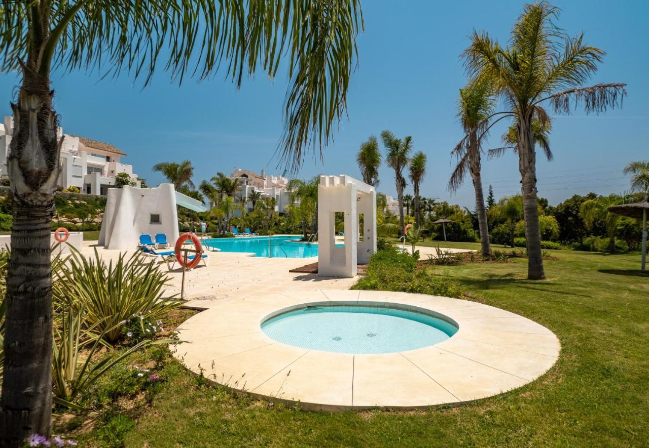 Alcazaba Lagoon 2379 Estepona Bagian luar foto